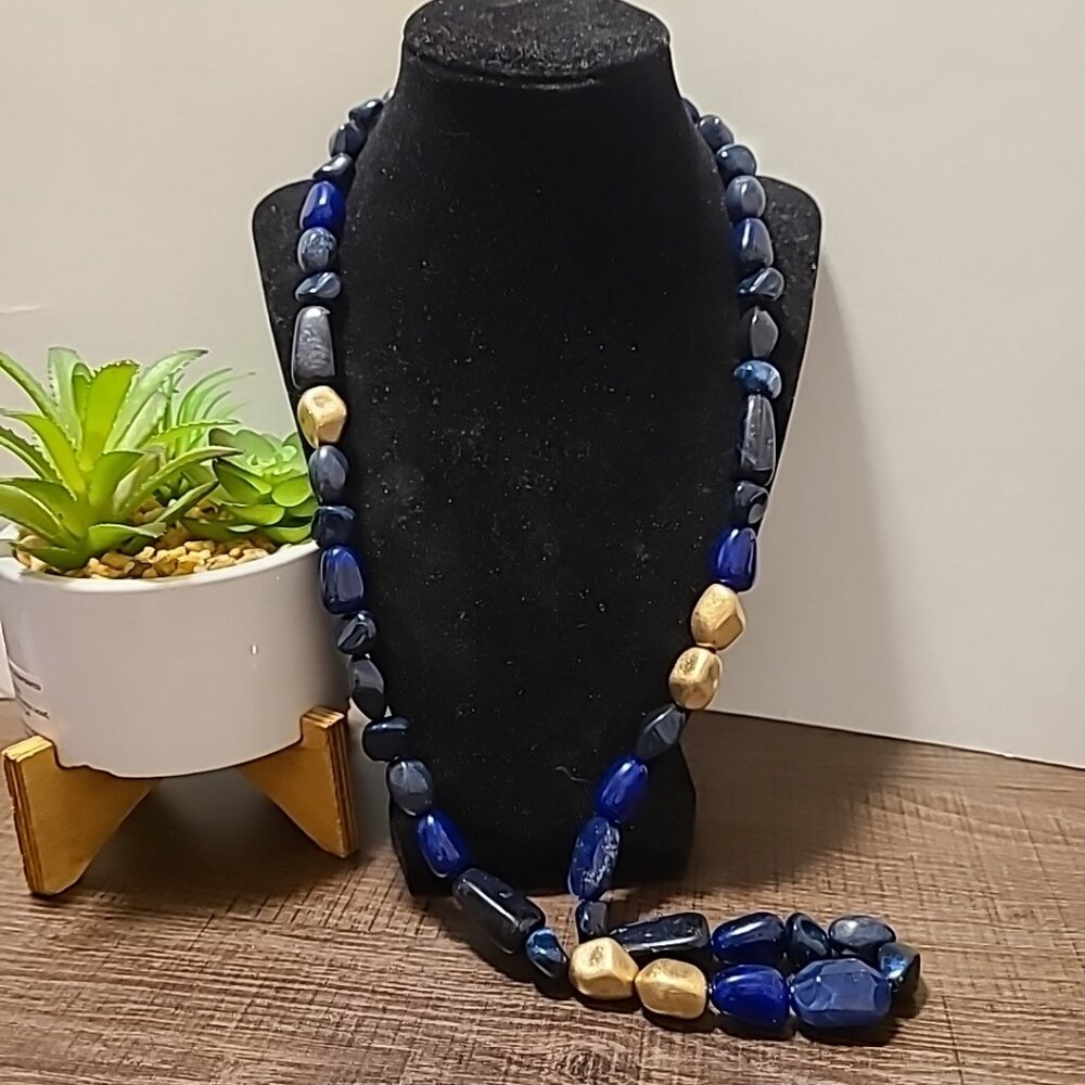 Avon NRQ Signed Multi-Color Acrylic Faux Stone Bead‎ Necklace Ladies Vintage 30"
